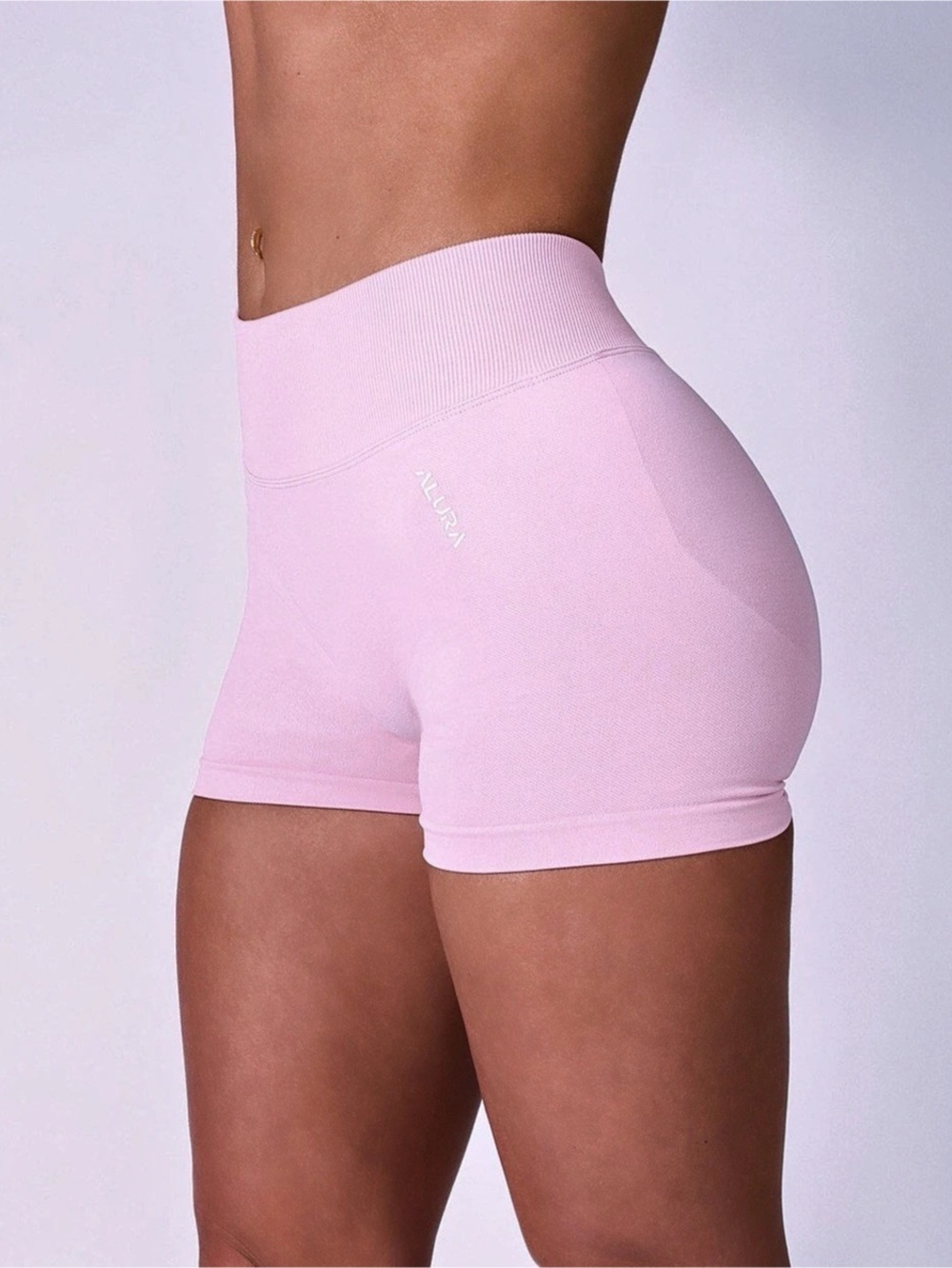 ALURA Captivate V Shorts in Cherry Blossom